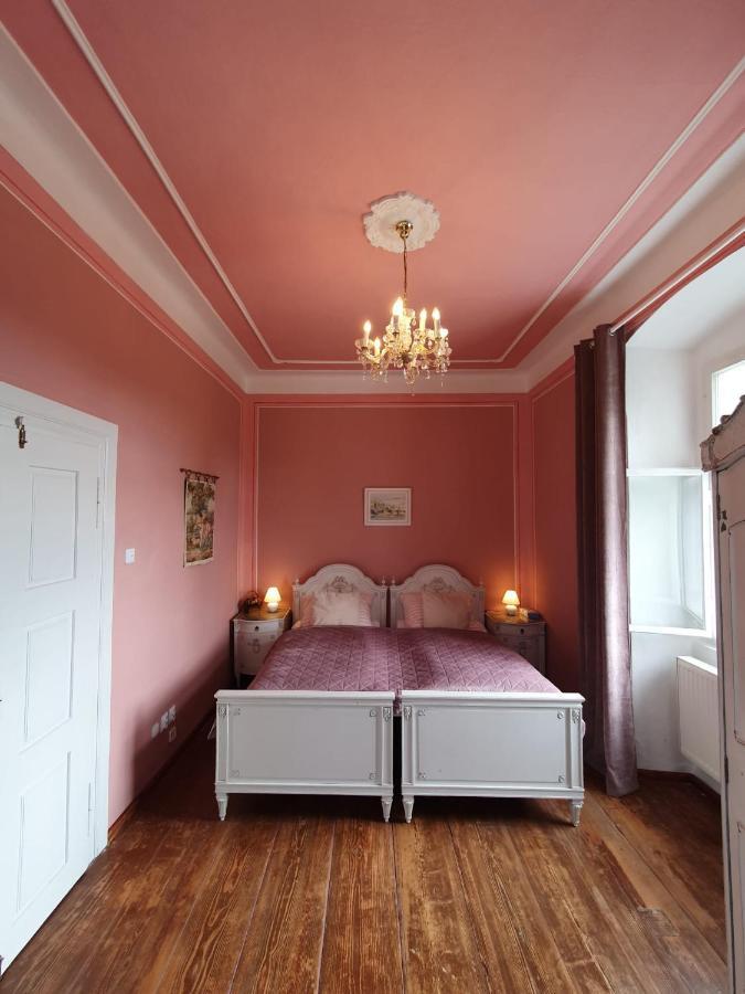 Apartman Fara Vcelakov Экстерьер фото